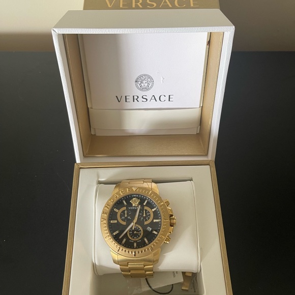 Versace Luxury Watch- Like New- 100% Authentic from VERSACE - Picture 4 of 4